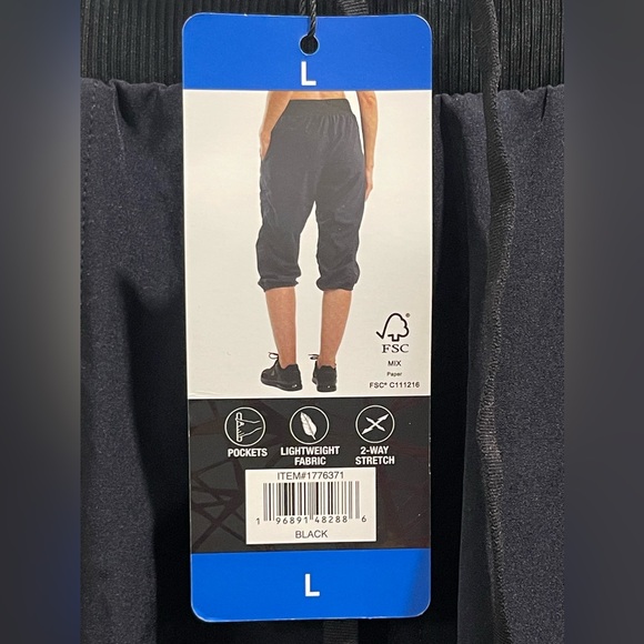 SPYDER WOMEN’s Active Capri Lightweight Pants Drawstring Pockets Size L Black - Picture 9 of 14
